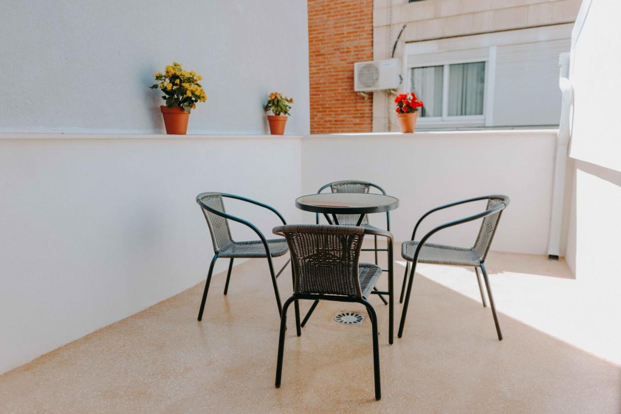 Apartamentos Santa Isabel Мурсия Екстериор снимка